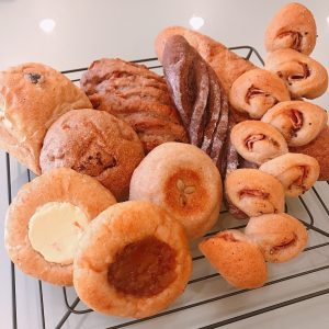 桑ぱんのパンの集合写真