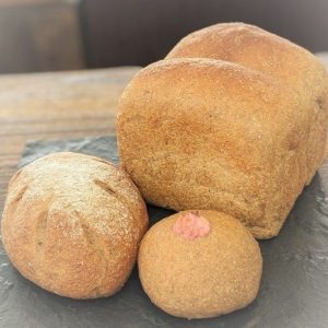 全粒粉100%シリーズの写真